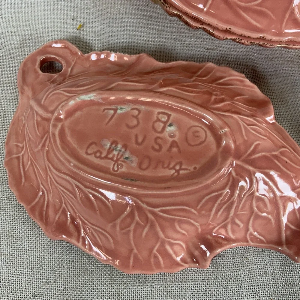 Vtg Set of 4 Pink Coral Leaf Ashtrays Bowl Lid Gold Trim California Pottery #738